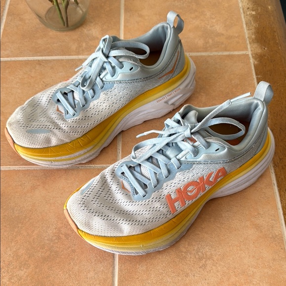 Hoka Bondi 8 Women's Athletic Shoes - Picture 4 of 12
